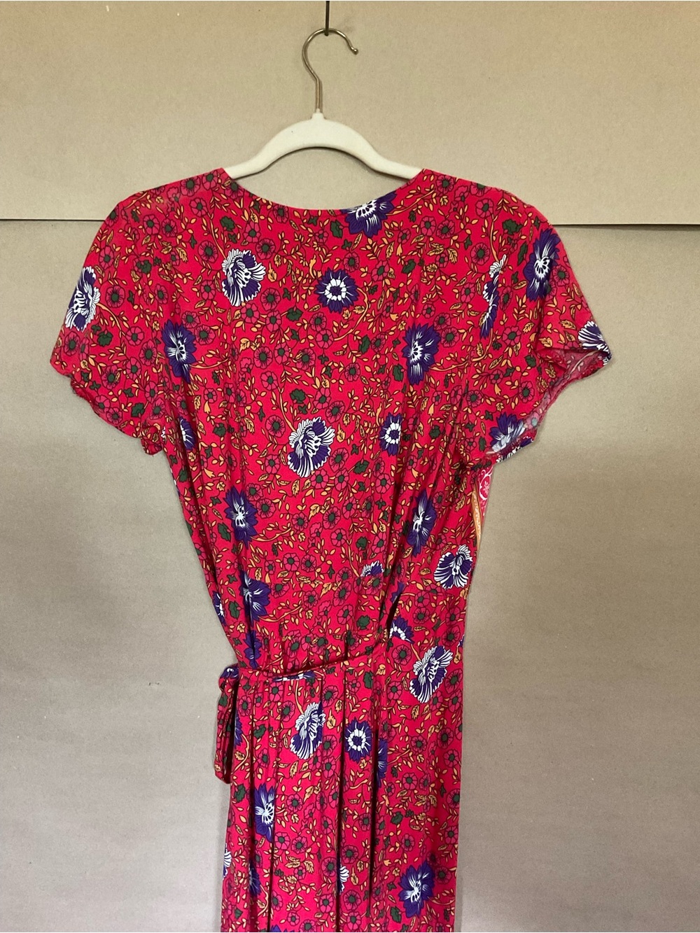 Pretty Garden. Red Floral Wrap Maxi Dress with Tie Waist. Size L - Picture 8 of 10